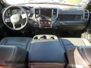 2022 Ram 2500 Tradesman with VIN 3C6UR5HJ2NG354744, listed as a Copart auction lot 43174365 with 17,589 mi miles and Salvage title. Bid and sale history available at DreamBid. Image 8.
