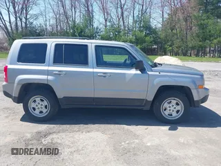 2016 Jeep Patriot Sport with VIN 1C4NJRBB8GD782248, listed as a IAAI auction lot 42087881 with 130,016 mi miles and . Bid and sale history available at carsss.com. Image 13.