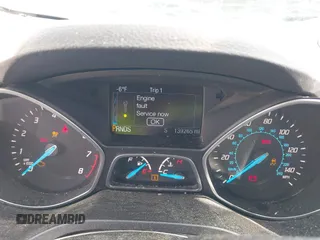 2015 Ford Escape Titanium with VIN 1FMCU0J91FUB13810, listed as a IAAI auction lot 41961798 with 139,265 mi miles. Bid and sale history available at carsss.com. Image 7.