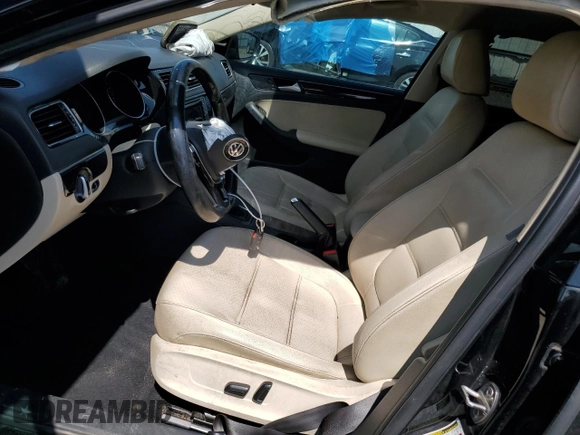 2017 Volkswagen Jetta SEL z VIN 3VWL17AJ6HM404789, wystawiony jako Copart lot #59029645 z przebiegiem 129 788 mil mil oraz Szkoda całkowita • Salvage title. Historia ofert i sprzedaży dostępna na DreamBid. Obrazek 7.