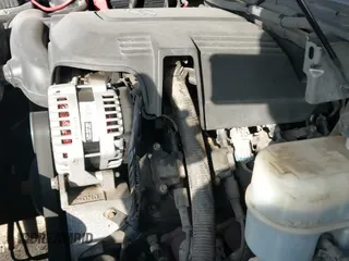 2009 Chevrolet Tahoe LS z VIN 1GNFC13C09R172798, wystawiony jako IAAI lot #42819956 z przebiegiem 262 807 mil mil oraz . Historia ofert i sprzedaży dostępna na DreamBid. Obrazek 12.