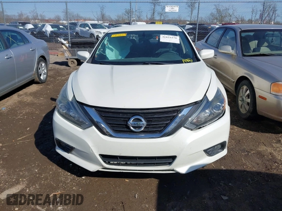 2018 Nissan Altima SR with VIN 1N4AL3AP6JC143033, listed as a IAAI auction lot 41829376 with Not Provided miles and . Bid and sale history available at carsss.com. Image 13.