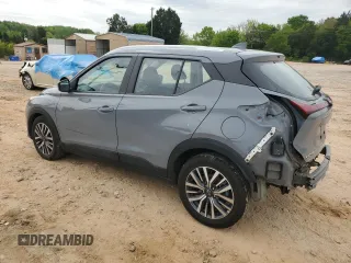 2022 Nissan Kicks SV z VIN 3N1CP5CV4NL502715, wystawiony jako Copart lot #53373175 z przebiegiem 59 785 mil mil oraz Szkoda całkowita • Salvage title. Historia ofert i sprzedaży dostępna na DreamBid. Obrazek 2.