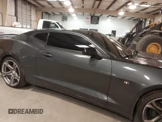 2018 Chevrolet Camaro 2SS with VIN 1G1FH1R76J0190616, listed as a IAAI auction lot 41595815 with 33,084 mi miles and . Bid and sale history available at DreamBid. Image 13.