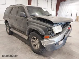 2000 Toyota 4Runner SR5 with VIN JT3HN86R0Y0276977, listed as a IAAI auction lot 41884243 with 375,779 mi miles. Bid and sale history available at carsss.com. Image 1.