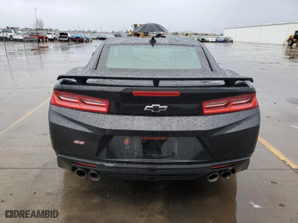 2017 Chevrolet Camaro 1SS with VIN 1G1FE1R7XH0128087, listed as a Copart auction lot 45492985 with 111,604 mi miles and Salvage Title. Bid and sale history available at carsss.com. Image 6.