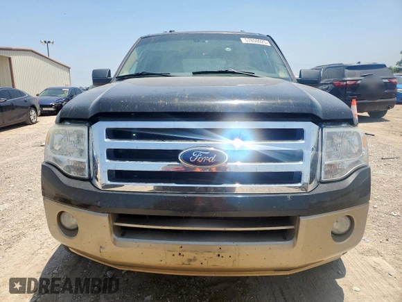 2013 Ford Expedition XLT z VIN 1FMJU1H55DEF17975, wystawiony jako Copart lot #57850025 z przebiegiem 211 799 mil mil oraz Czysty tytuł • Clean title. Historia ofert i sprzedaży dostępna na DreamBid. Obrazek 5.