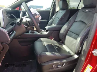 2024 Cadillac XT4 FWD Sport with VIN 1GYFZER48RF164992, listed as a Copart auction lot 68359734 with 3,427 mi miles and Salvage title. Bid and sale history available at DreamBid. Image 7.