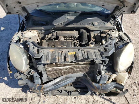 2011 MINI Cooper Countryman with VIN WMWZB3C59BWH94541, listed as a Copart auction lot 87177514 with 186,979 mi miles and Salvage Title. Bid and sale history available at carsss.com. Image 12.