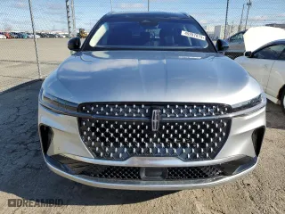 2024 Lincoln Nautilus Reserve with VIN 5LMPJ8KA3RJ827961, listed as a Copart auction lot 50210765 with 8,188 mi miles and Salvage Title. Bid and sale history available at carsss.com. Image 5.