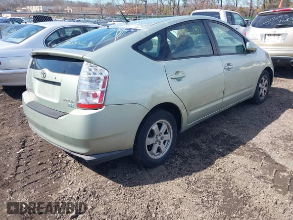 2008 Toyota Prius with VIN JTDKB20U983301510, listed as a IAAI auction lot 41833855 with 999,999 mi miles. Bid and sale history available at carsss.com. Image 4.