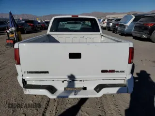 1996 GMC Sonoma SLS with VIN 1GTCS1940T8533121, listed as a Copart auction lot 85739534 with 162,713 mi miles and Salvage Title. Bid and sale history available at carsss.com. Image 6.