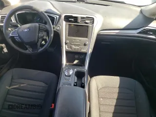 2020 Ford Fusion SE with VIN 3FA6P0HD4LR228218, listed as a Copart auction lot 60694665 with 32,060 mi miles and Non repairable. Bid and sale history available at DreamBid. Image 8.