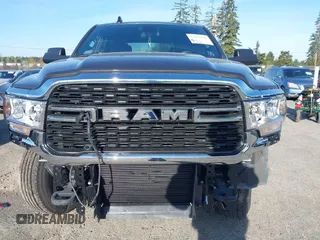 2022 Ram 2500 Big Horn with VIN 3C6UR5DL3NG341007, listed as a IAAI auction lot 41878281 with 18,277 mi miles. Bid and sale history available at carsss.com. Image 6.