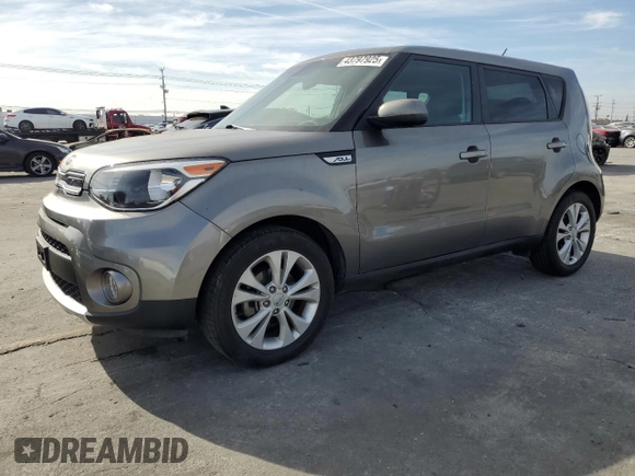 2017 Kia Soul + with VIN KNDJP3A51H7500683, listed as a Copart auction lot 43797925 with 114,550 mi miles and Salvage Title. Bid and sale history available at carsss.com. Image 1.