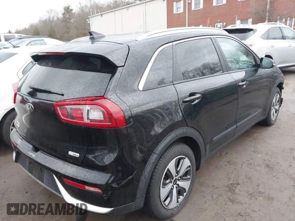 2017 Kia Niro Touring Launch Edition with VIN KNDCC3LC0H5069071, listed as a IAAI auction lot 41673947 with 148,168 mi miles. Bid and sale history available at carsss.com. Image 4.