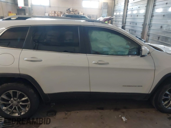 2020 Jeep Cherokee Altitude with VIN 1C4PJMLN6LD647106, listed as a IAAI auction lot 41406440 with 58,788 mi miles. Bid and sale history available at carsss.com. Image 14.
