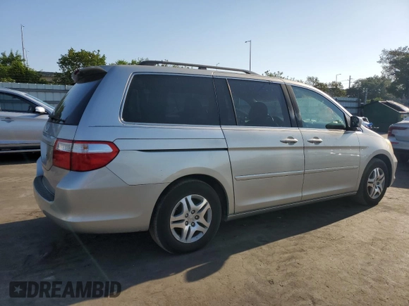 2007 Honda Odyssey EX-L z VIN 5FNRL38697B039741, wystawiony jako Copart lot #56868365 z przebiegiem 135 742 mil mil oraz Czysty tytuł • Clean title. Historia ofert i sprzedaży dostępna na DreamBid. Obrazek 3.