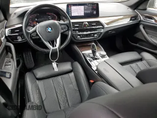 2021 BMW 5 Series 530i z VIN WBA53BH08MWW96605, wystawiony jako Copart lot #54408375 z przebiegiem 83 698 mil mil oraz Szkoda całkowita • Salvage title. Historia ofert i sprzedaży dostępna na DreamBid. Obrazek 8.