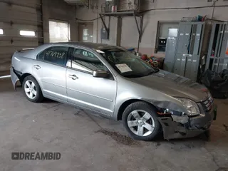 2008 Ford Fusion SE with VIN 3FAHP07158R226372, listed as a IAAI auction lot 41769738 with 88,621 mi miles and . Bid and sale history available at DreamBid. Image 1.