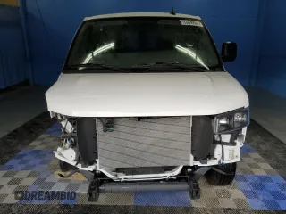 2024 GMC Savana Cargo Van with VIN 1GTW7AFP2R1237970, listed as a Copart auction lot 88533285 with 425 mi miles and Clean Title. Bid and sale history available at carsss.com. Image 5.