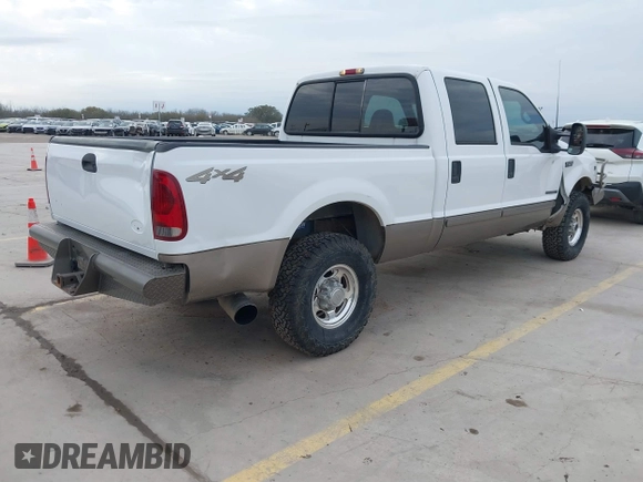2002 Ford Super Duty F-250 XL with VIN 1FTNW21F52ED46120, listed as a IAAI auction lot 41681768 with 242,053 mi miles. Bid and sale history available at carsss.com. Image 4.