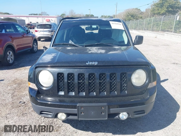 2014 Jeep Patriot Latitude with VIN 1C4NJPFA6ED680773, listed as a IAAI auction lot 41569916 with 135,590 mi miles and . Bid and sale history available at carsss.com. Image 12.