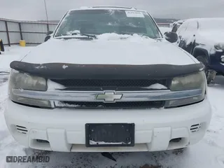 2004 Chevrolet TrailBlazer LT with VIN 1GNDT13S242213397, listed as a IAAI auction lot 41497865 with 196,901 mi miles. Bid and sale history available at carsss.com. Image 6.