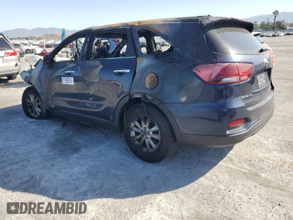 2019 Kia Sorento LX z VIN 5XYPG4A5XKG490455, wystawiony jako Copart lot #57693815 z przebiegiem Nie podano mil oraz Nie do naprawy • Non repairable. Historia ofert i sprzedaży dostępna na DreamBid. Obrazek 2.