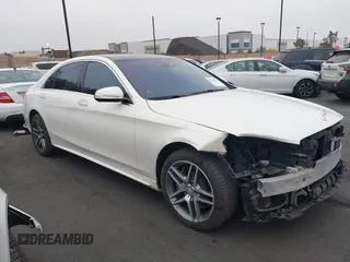 2014 Mercedes-Benz S 550 z VIN WDDUG8CB1EA013470, wystawiony jako IAAI lot #42323724 z przebiegiem 84 939 mil mil oraz . Historia ofert i sprzedaży dostępna na DreamBid. Obrazek 14.