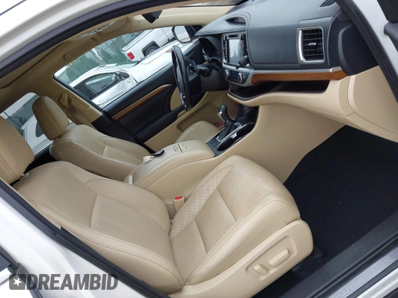 2017 Toyota Highlander Limited with VIN 5TDDZRFH6HS383458, listed as a IAAI auction lot 42510700 with 114,314 mi miles and . Bid and sale history available at DreamBid. Image 5.