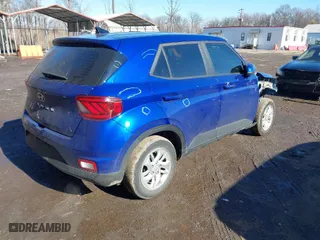 2021 Hyundai Venue SE with VIN KMHRB8A39MU113075, listed as a IAAI auction lot 41571134 with 51,174 mi miles. Bid and sale history available at carsss.com. Image 4.
