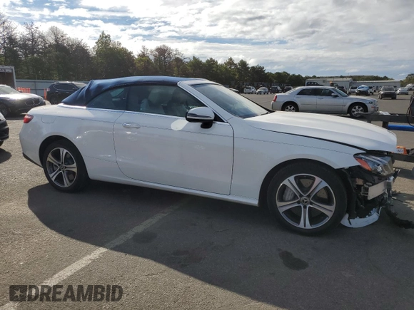 2018 Mercedes-Benz E-Class E 400 with VIN WDD1K6GBXJF065418, listed as a Copart auction lot 71732944 with 5,252 mi miles and Salvage Title. Bid and sale history available at carsss.com. Image 4.