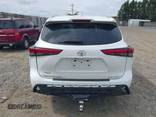 2021 Toyota Highlander XLE z VIN 5TDHZRBH7MS062420, wystawiony jako IAAI lot #41918161 z przebiegiem 136 842 mil mil oraz . Historia ofert i sprzedaży dostępna na DreamBid. Obrazek 17.