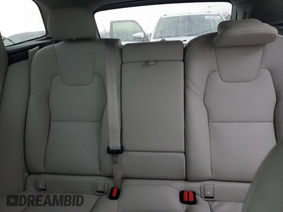 2024 Volvo XC60 Core Dark Theme with VIN YV4L12RK8R1731256, listed as a Copart auction lot 75099204 with Not Provided miles and Non Repairable. Bid and sale history available at DreamBid. Image 10.