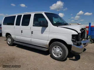 2014 Ford Econoline Wagon XL with VIN 1FBNE3BL2EDA82379, listed as a Copart auction lot 61391474 with 77,151 mi miles and Salvage Title. Bid and sale history available at carsss.com. Image 4.