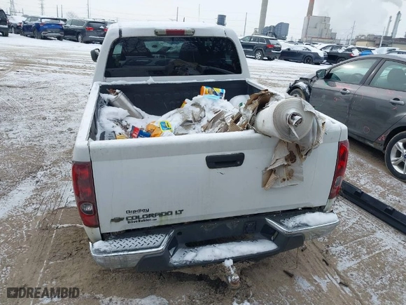 2008 Chevrolet Colorado LT w/1LT with VIN 1GCDT33E088206594, listed as a IAAI auction lot 41613326 with 197,364 mi miles. Bid and sale history available at carsss.com. Image 16.
