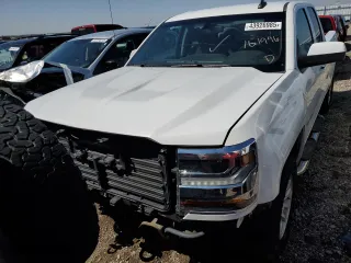 2018 Chevrolet Silverado 1500 LT with VIN 1GCVKREC5JZ161996, listed as a Copart auction lot 43926985 with 155,580 mi miles and Salvage Title. Bid and sale history available at carsss.com. Image 5.