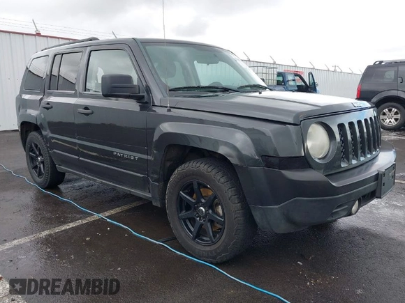 2011 Jeep Patriot Latitude with VIN 1J4NT1GA6BD114558, listed as a IAAI auction lot 41480698 with 199,006 mi miles and . Bid and sale history available at DreamBid. Image 1.
