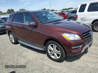 2013 Mercedes-Benz M 350 z VIN 4JGDA2EB0DA225227, wystawiony jako Copart lot #55171875 z przebiegiem 206 574 mil mil oraz Szkoda całkowita • Salvage title. Historia ofert i sprzedaży dostępna na DreamBid. Obrazek 4.