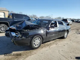 1998 Lincoln Town Car Signature with VIN 1LNFM82WXWY722418, listed as a Copart auction lot 42903105 with Not provided miles and Salvage title. Bid and sale history available at DreamBid. Image 1.
