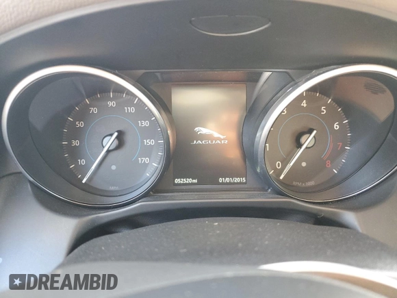2017 Jaguar XF 35t Premium z VIN SAJBD4BV7HCY33657, wystawiony jako Copart lot #83397324 z przebiegiem 52 520 mil mil oraz Szkoda całkowita • Salvage title. Historia ofert i sprzedaży dostępna na DreamBid. Obrazek 9.