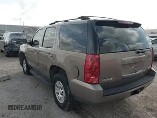 2007 GMC Yukon SLT with VIN 1GKFK13047R205630, listed as a IAAI auction lot 41489206 with 161,376 mi miles. Bid and sale history available at carsss.com. Image 3.