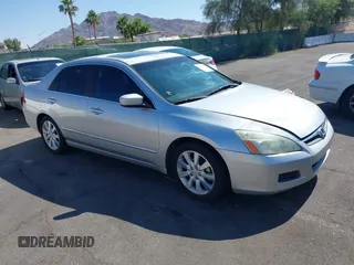 2006 Honda Accord EX-L z VIN 1HGCM66546A035720, wystawiony jako IAAI lot #42477983 z przebiegiem 227 462 mil mil oraz . Historia ofert i sprzedaży dostępna na DreamBid. Obrazek 1.
