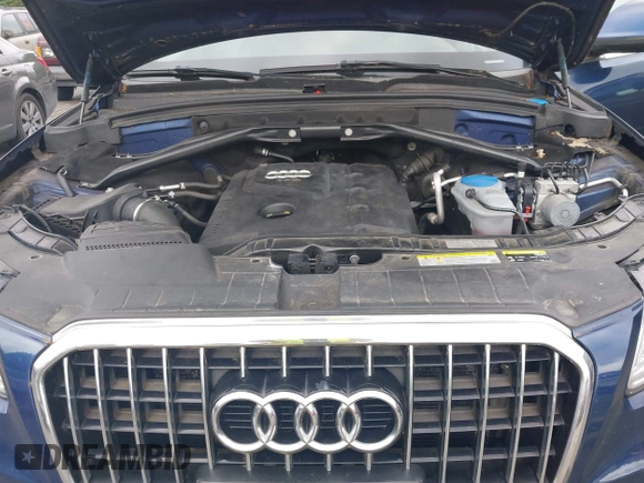 2015 Audi Q5 Premium Plus z VIN WA1LFAFP4FA056090, wystawiony jako IAAI lot #42679710 z przebiegiem 189 284 mil mil oraz . Historia ofert i sprzedaży dostępna na DreamBid. Obrazek 10.