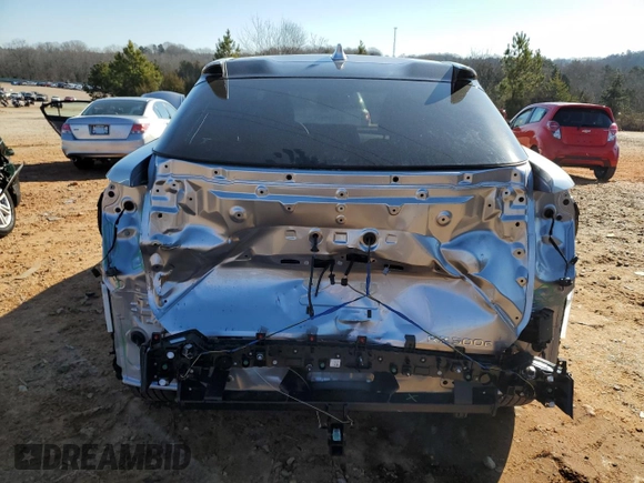 2024 Lexus RZ 300e Premium z VIN JTJABABB8RA005034, wystawiony jako Copart lot #43785845 z przebiegiem 2167 mil mil oraz Szkody całkowita. Historia ofert i sprzedaży dostępna na DreamBid. Obrazek 6.