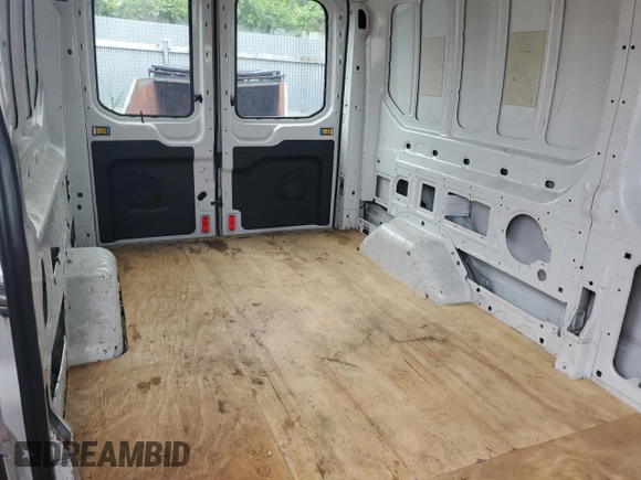 2016 Ford Transit с VIN 1FTYE2CM0GKA24411, выставлен на аукционе Copart как лот 59164735 с пробегом 72 216 миль миль и Чистый • Clean title. История ставок и продаж доступна на DreamBid. Изображение 10.