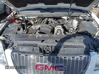 2014 GMC Yukon XL SLT with VIN 1GKS1KE00ER125405, listed as a IAAI auction lot 41609280 with 221,690 mi miles. Bid and sale history available at carsss.com. Image 10.