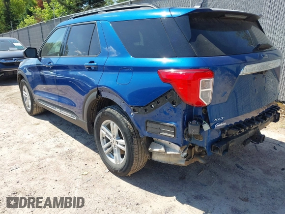 2022 Ford Explorer XLT z VIN 1FMSK8DH2NGA93566, wystawiony jako IAAI lot #42787118 z przebiegiem 55 153 mil mil oraz . Historia ofert i sprzedaży dostępna na DreamBid. Obrazek 3.