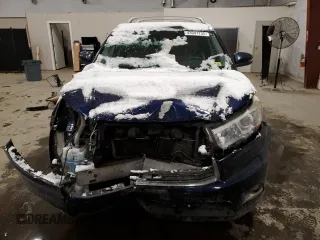 2016 Toyota Highlander Hybrid Limited with VIN 5TDDCRFH2GS020400, listed as a Copart auction lot 43941735 with 111,161 mi miles and Salvage Title. Bid and sale history available at carsss.com. Image 5.